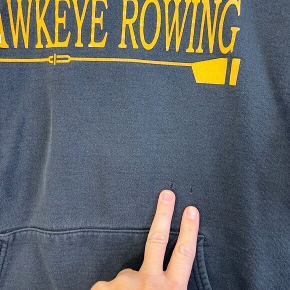Vintage Hanes Iowa Hawkeye Rowing hoodie-distressed well worn with defects - Picture 2 of 16